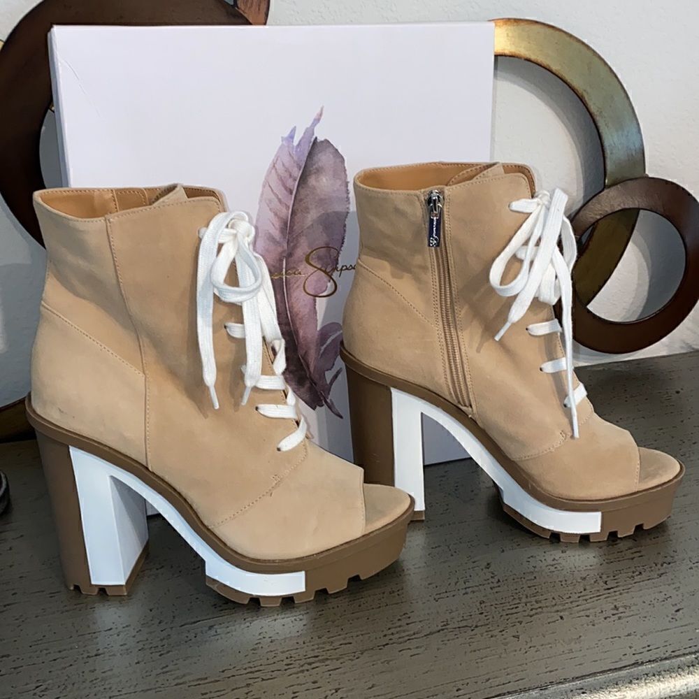 Jessica Simpson Genuine Suede Lizzah Booties New - Picture 7 of 9